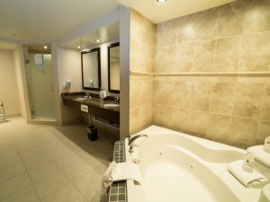 King Spa Suite
